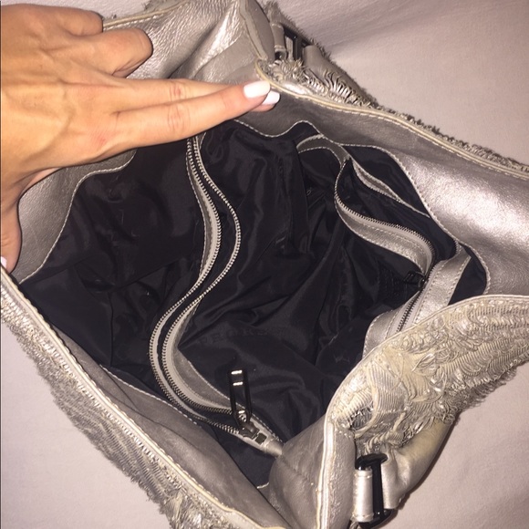 Prorsum Large Osprey Metallic Fringed Leather Bag - Picture 4 of 5